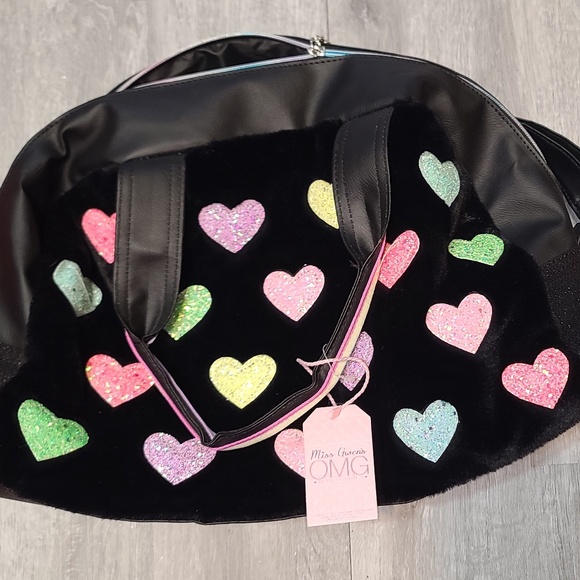 Miss Gwen's OMG Accessories Plush Heart-Patched Medium Duffle Bag NWT - Picture 1 of 4